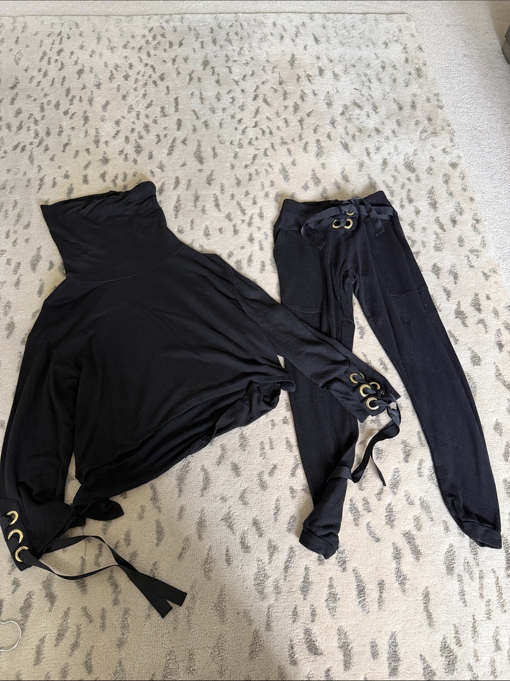 Blue Life Black Tie-Accent Turtleneck Top and Slim Joggers